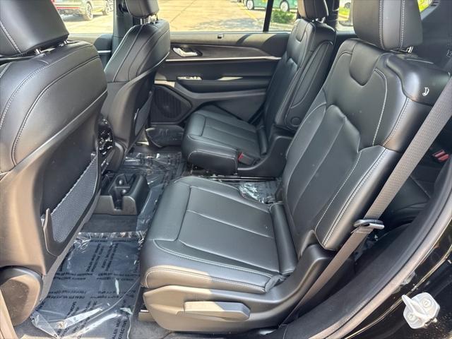 new 2025 Jeep Grand Cherokee L car, priced at $52,003