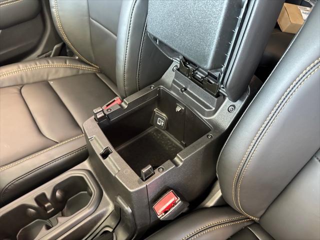 new 2025 Jeep Wrangler car, priced at $99,664