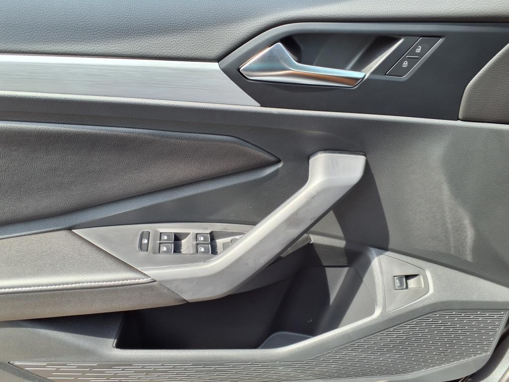 new 2025 Volkswagen Jetta car, priced at $23,215