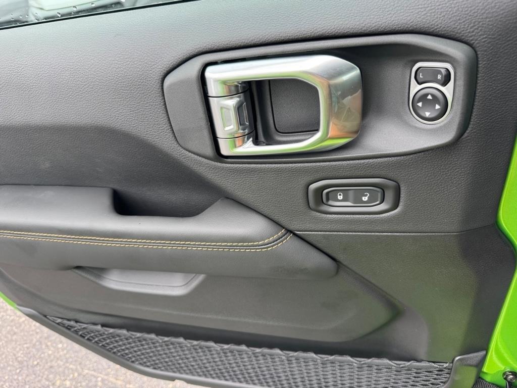 new 2025 Jeep Gladiator car, priced at $51,090