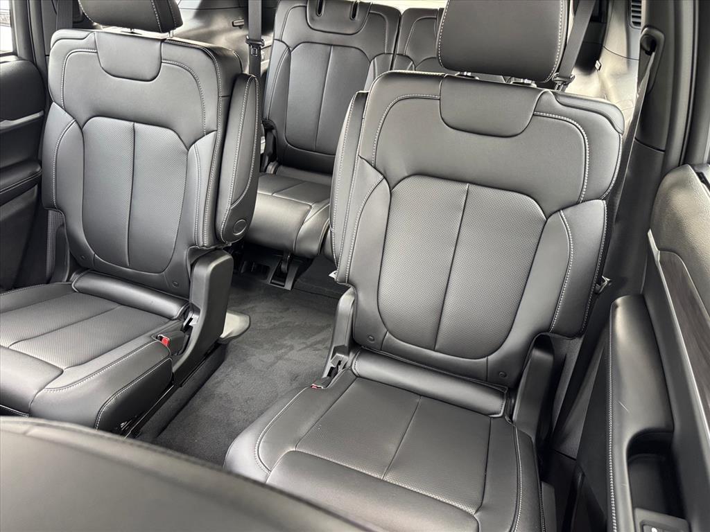 new 2025 Jeep Grand Cherokee L car, priced at $49,445