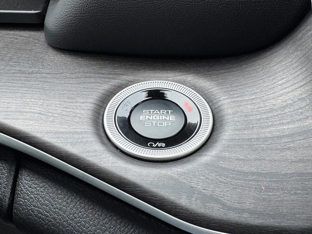 new 2025 Jeep Grand Cherokee L car, priced at $49,445