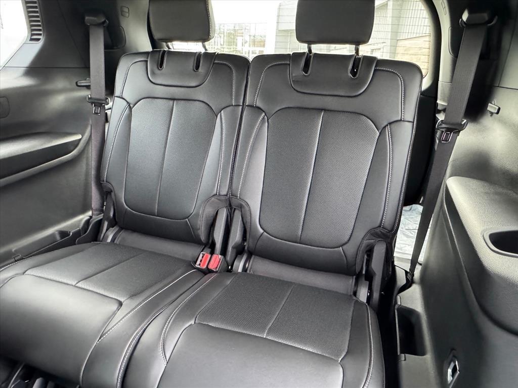 new 2025 Jeep Grand Cherokee L car, priced at $49,445