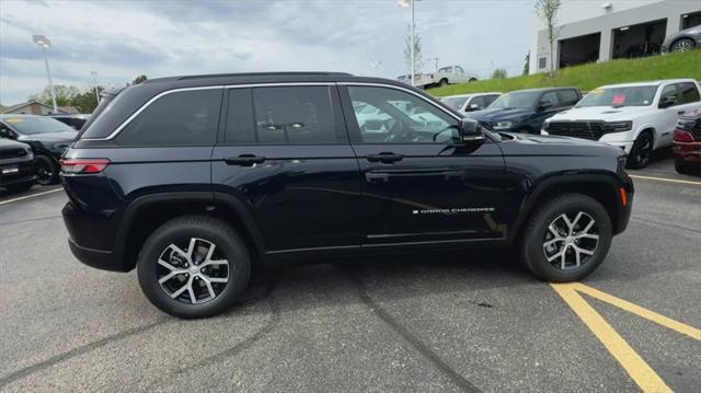 new 2024 Jeep Grand Cherokee car, priced at $47,378