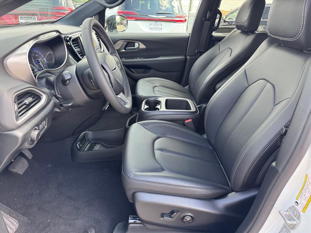 new 2026 Chrysler Voyager car, priced at $39,381