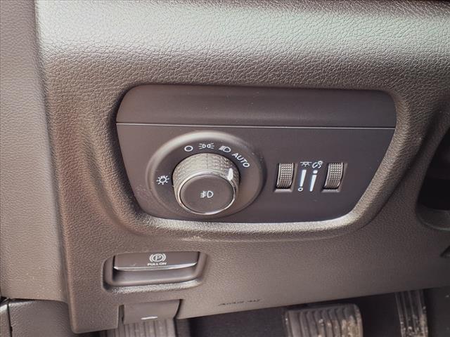 new 2025 Jeep Grand Cherokee L car, priced at $49,051