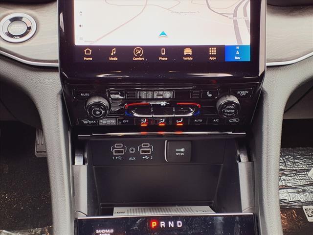 new 2025 Jeep Grand Cherokee L car, priced at $49,051