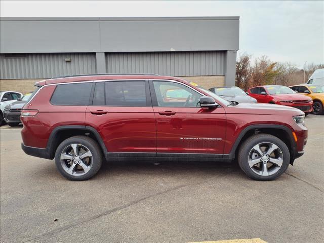 new 2025 Jeep Grand Cherokee L car, priced at $49,051