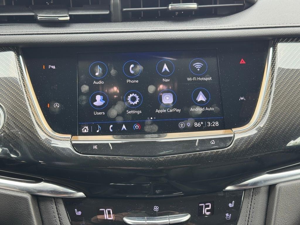 used 2023 Cadillac XT6 car, priced at $41,632