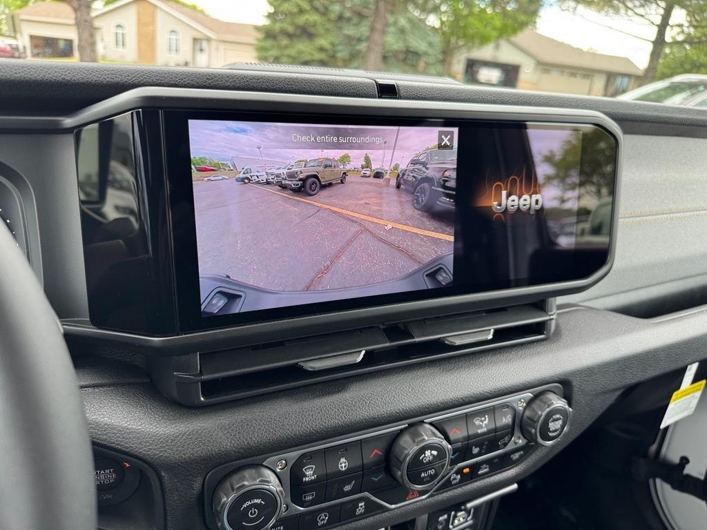 new 2025 Jeep Gladiator car, priced at $46,999