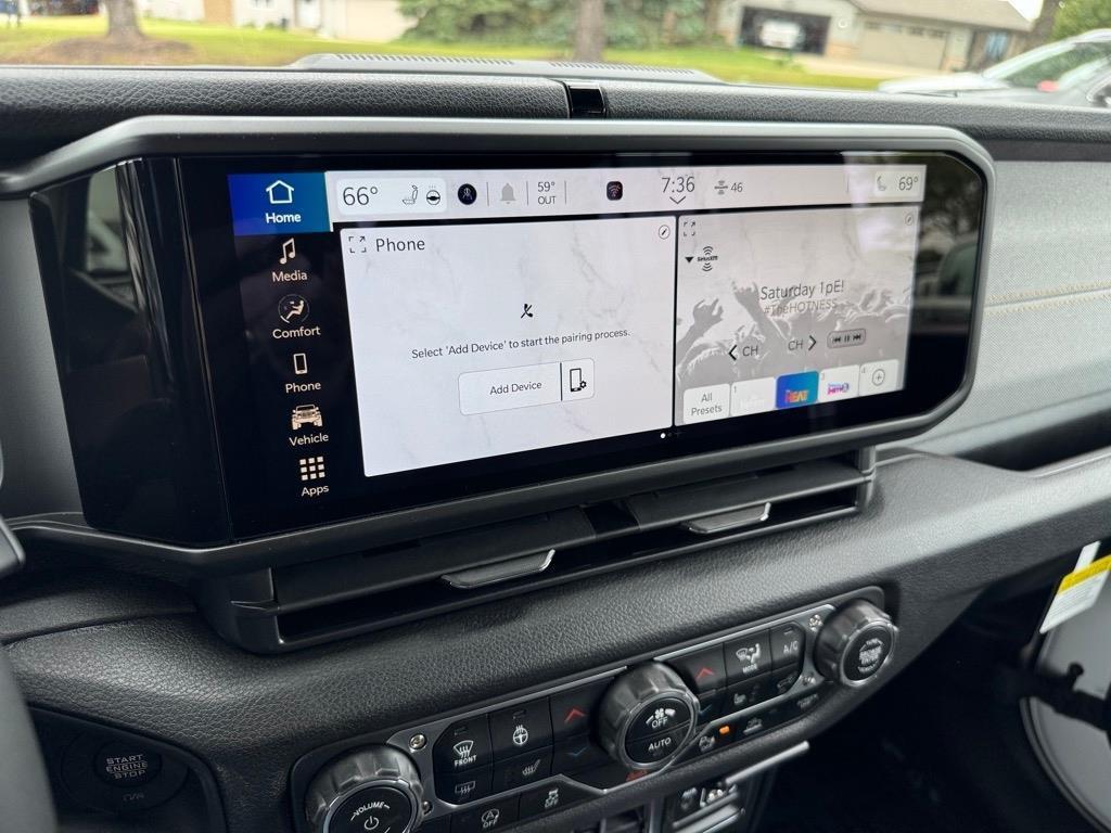 new 2025 Jeep Gladiator car, priced at $46,999