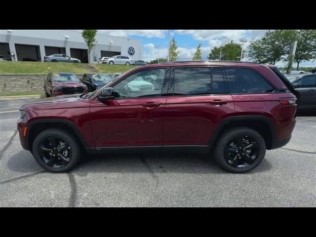 new 2024 Jeep Grand Cherokee car, priced at $46,170