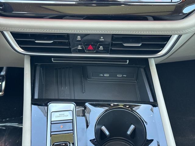 new 2025 Volkswagen Atlas car, priced at $52,104