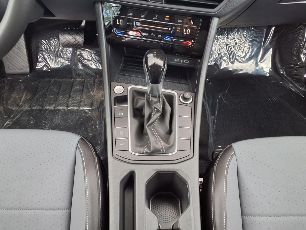 new 2025 Volkswagen Jetta car, priced at $27,578