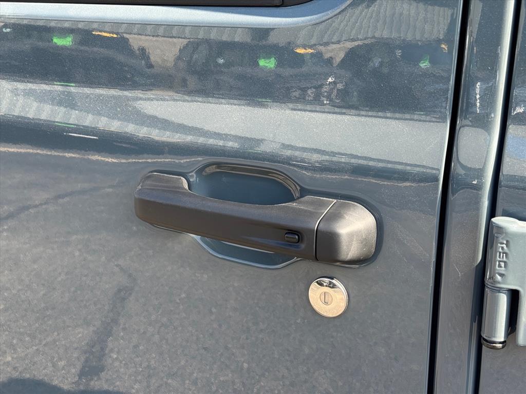 new 2025 Jeep Wrangler car, priced at $59,669