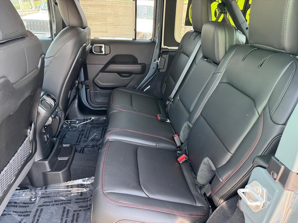 new 2025 Jeep Wrangler car, priced at $59,669