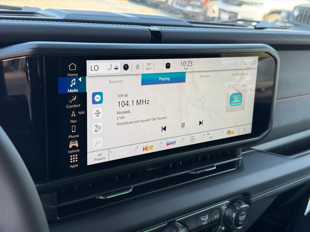 new 2025 Jeep Wrangler car, priced at $59,669