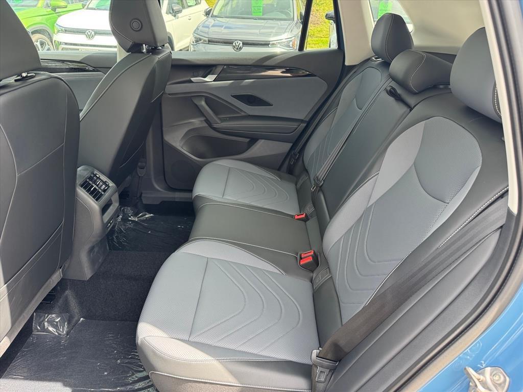 new 2025 Volkswagen Tiguan car, priced at $35,453