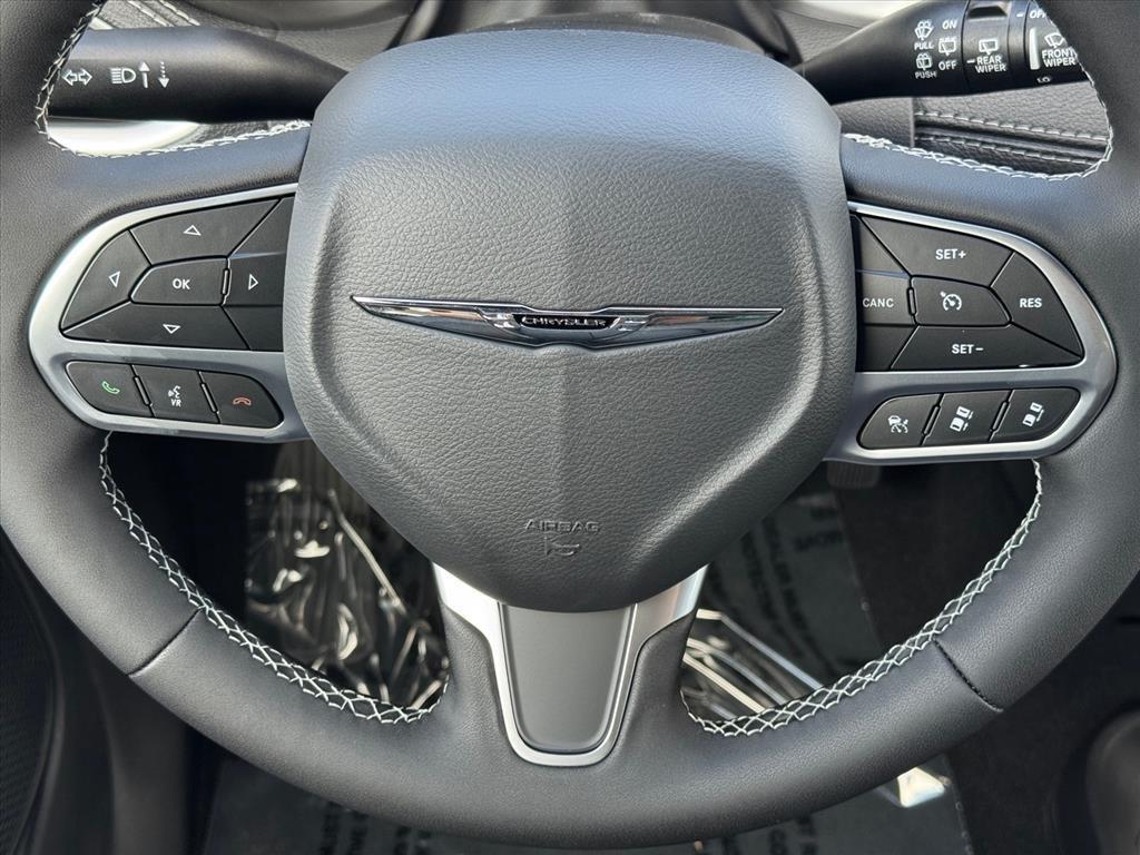 new 2026 Chrysler Pacifica car, priced at $43,057