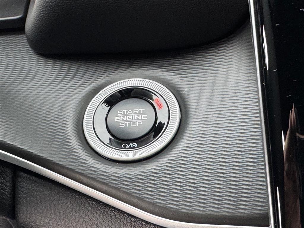 new 2025 Jeep Grand Cherokee L car, priced at $43,580