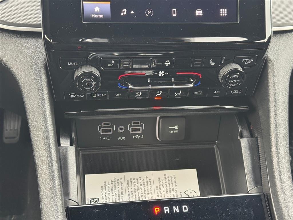 new 2025 Jeep Grand Cherokee L car, priced at $43,580