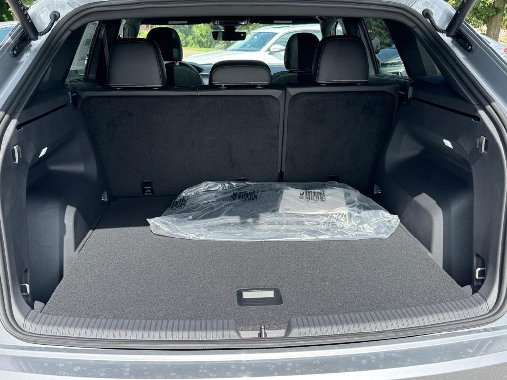 new 2026 Volkswagen Atlas Cross Sport car, priced at $45,459