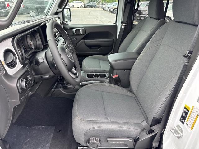 new 2025 Jeep Wrangler car, priced at $46,206