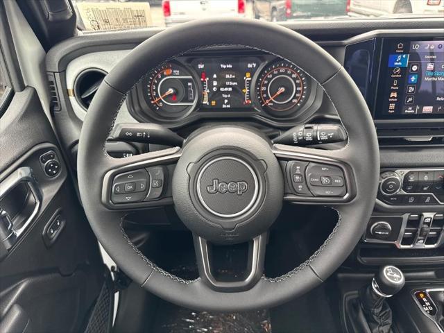 new 2025 Jeep Wrangler car, priced at $46,206