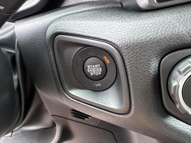 new 2025 Jeep Wrangler car, priced at $46,206