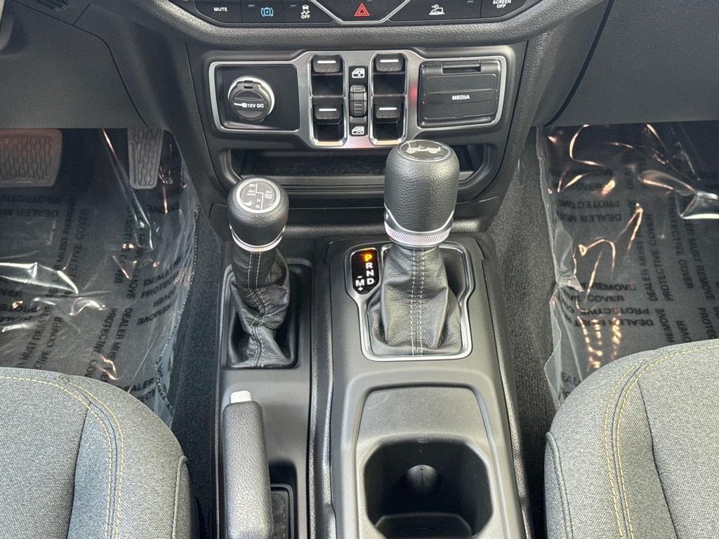 new 2025 Jeep Wrangler 4xe car, priced at $48,328