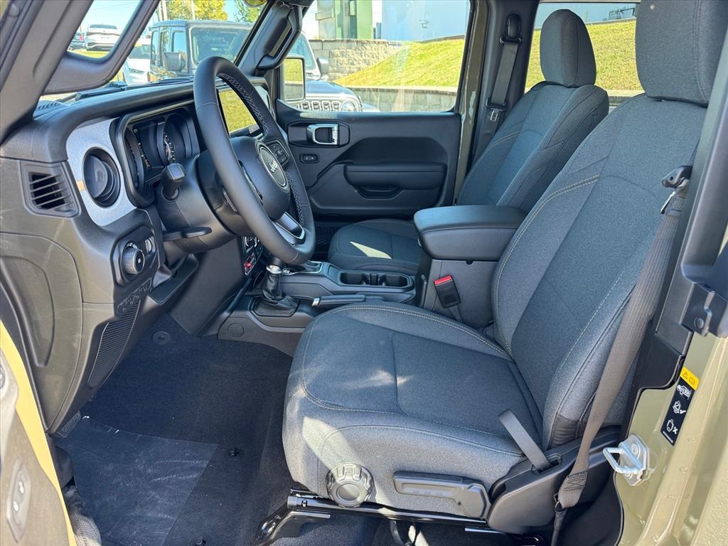 new 2026 Jeep Wrangler car, priced at $47,612