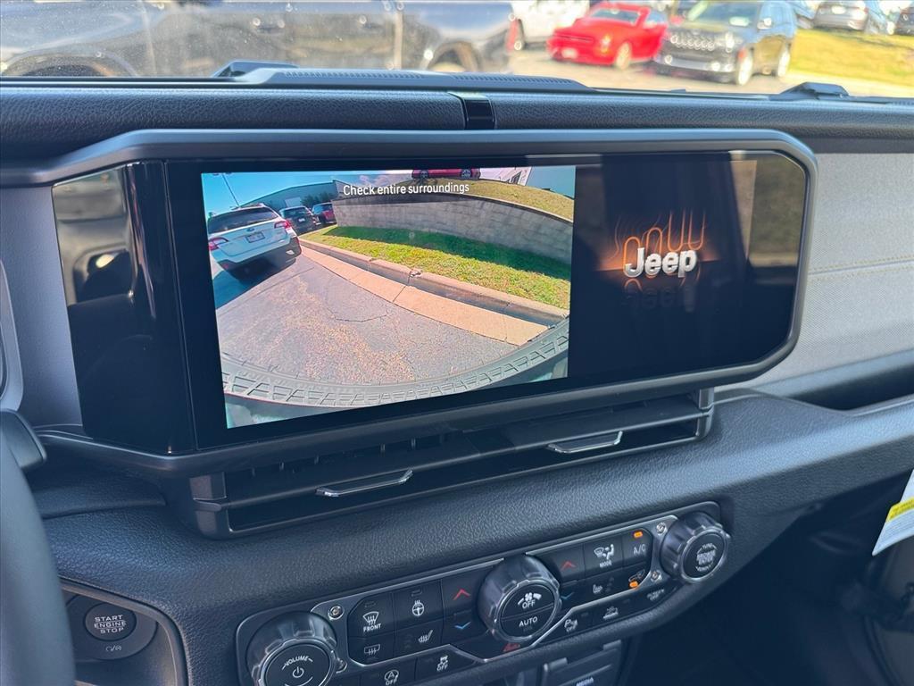 new 2026 Jeep Wrangler car, priced at $47,612