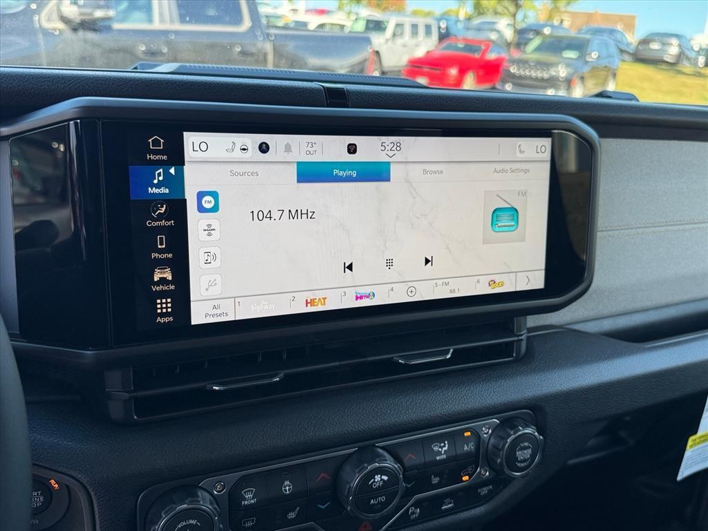 new 2026 Jeep Wrangler car, priced at $47,612