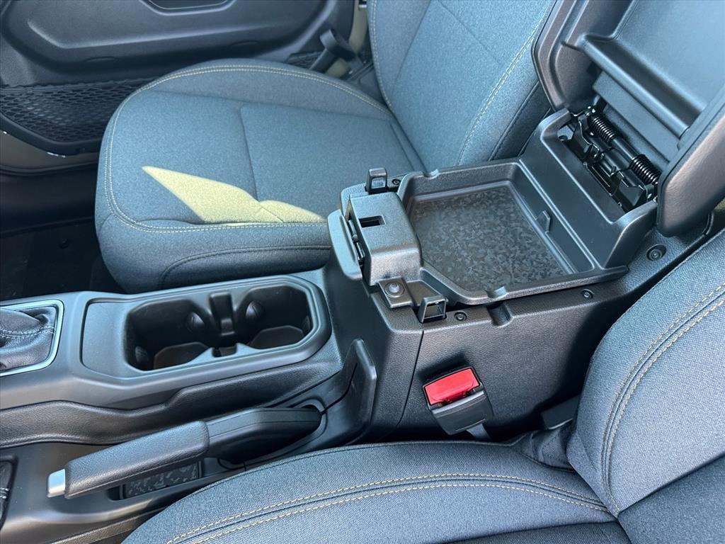 new 2026 Jeep Wrangler car, priced at $47,612