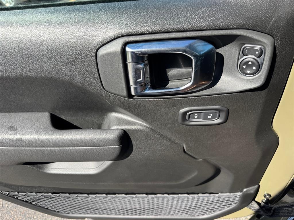 new 2026 Jeep Wrangler car, priced at $47,612