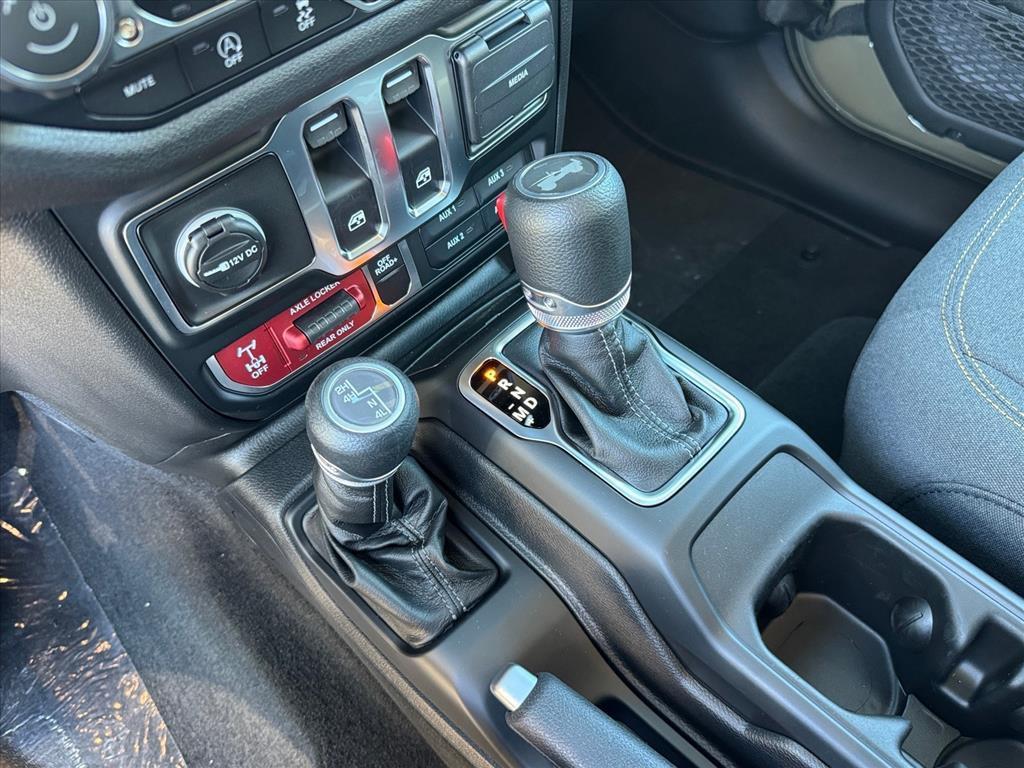 new 2026 Jeep Wrangler car, priced at $47,612