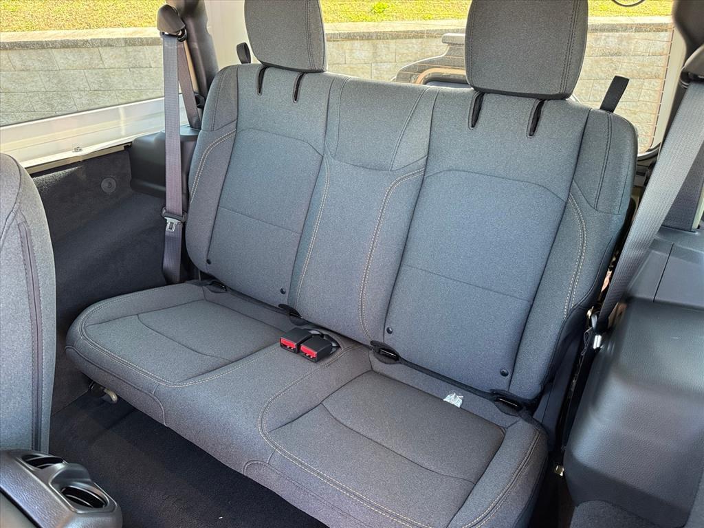 new 2026 Jeep Wrangler car, priced at $47,612