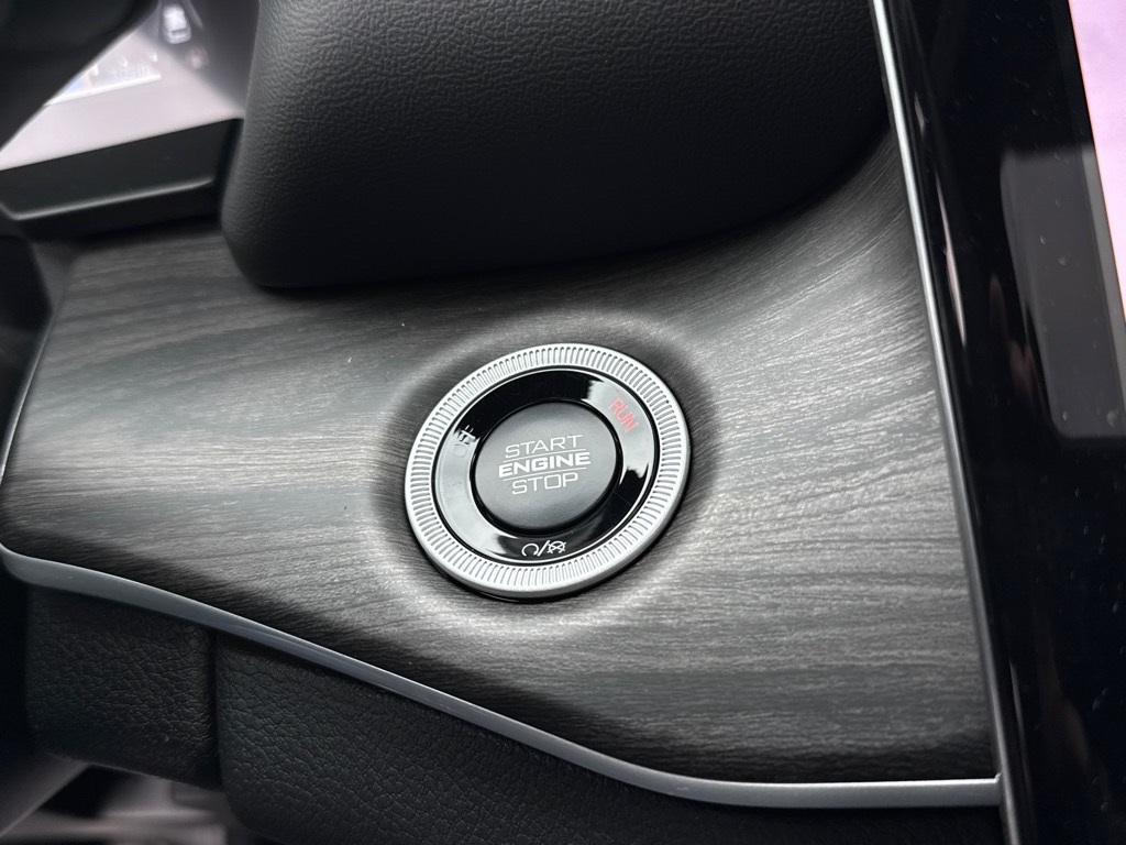 new 2025 Jeep Grand Cherokee L car, priced at $49,133