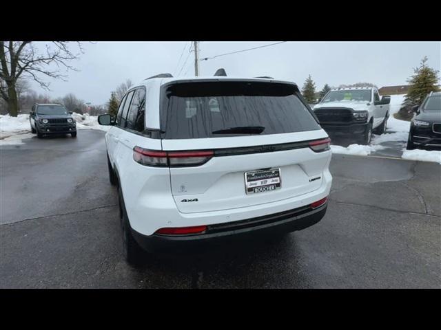 new 2024 Jeep Grand Cherokee car, priced at $48,761