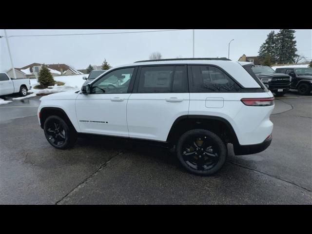 new 2024 Jeep Grand Cherokee car, priced at $48,761