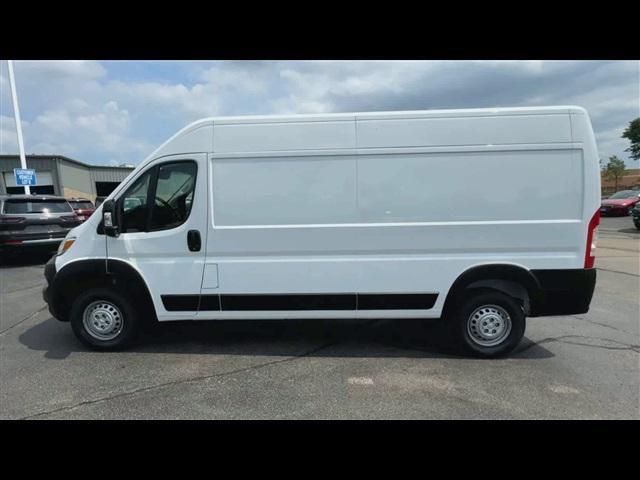 new 2024 Ram ProMaster 2500 car, priced at $39,995