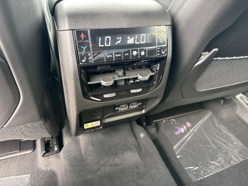 new 2025 Jeep Grand Cherokee L car, priced at $57,278