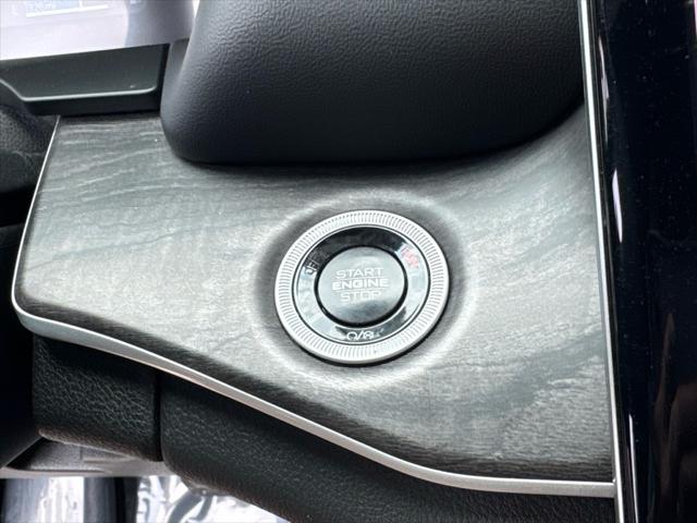 used 2024 Jeep Grand Cherokee car, priced at $39,511