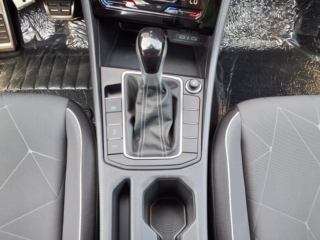 new 2025 Volkswagen Jetta car, priced at $24,780