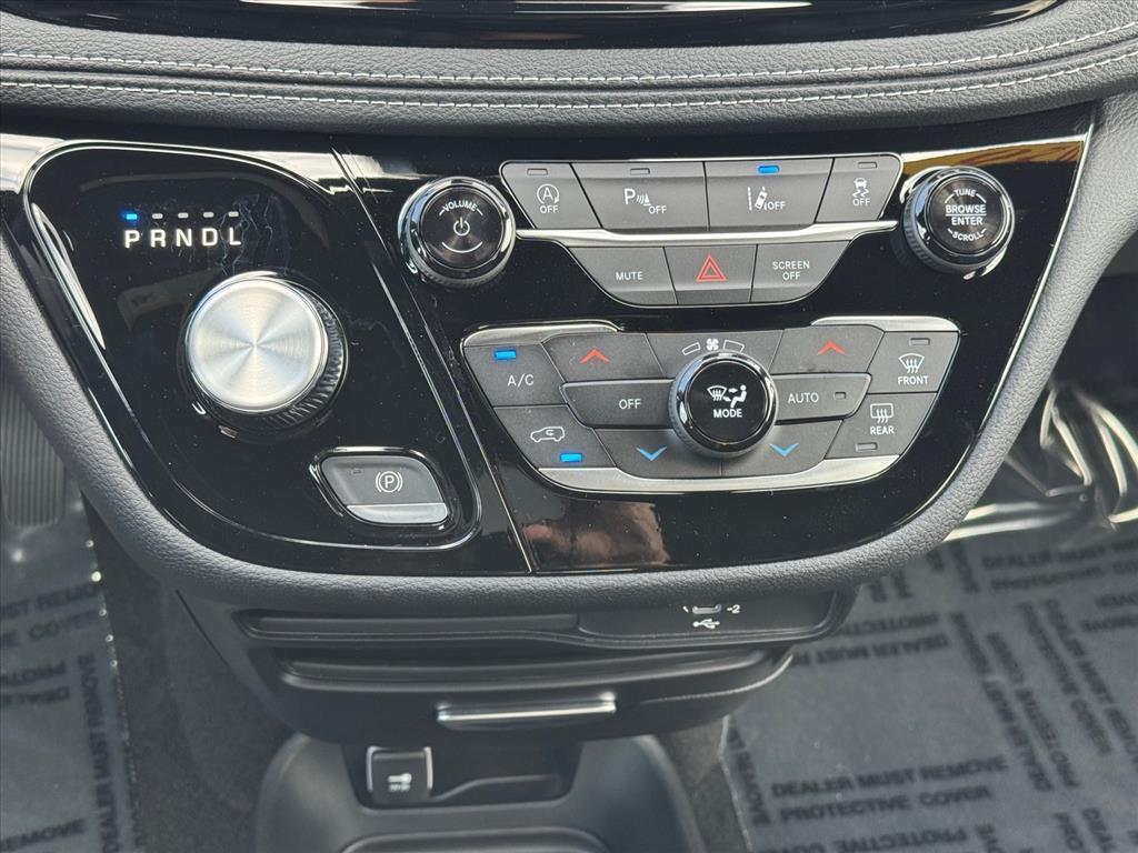 new 2026 Chrysler Pacifica car, priced at $43,057