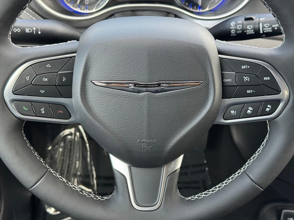 new 2026 Chrysler Pacifica car, priced at $43,057