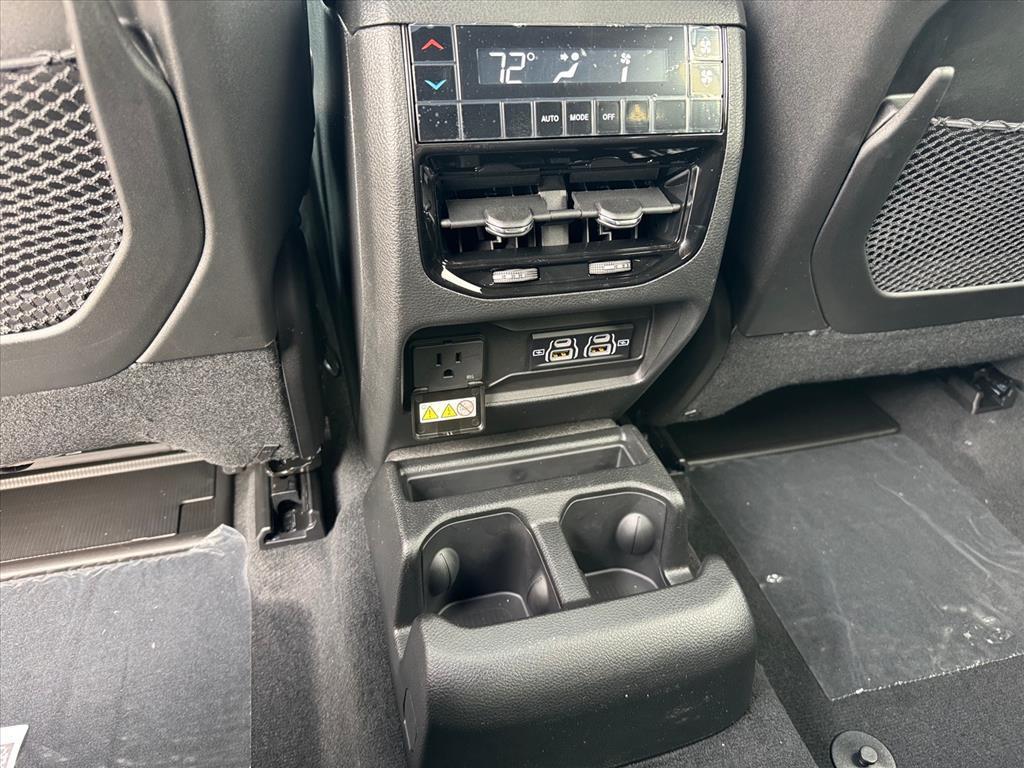 new 2025 Jeep Grand Cherokee L car, priced at $46,541