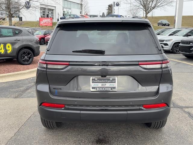 new 2024 Jeep Grand Cherokee car, priced at $40,271