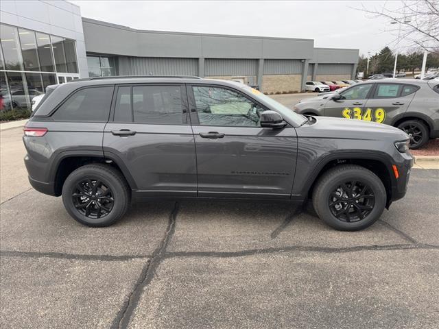 new 2024 Jeep Grand Cherokee car, priced at $40,271