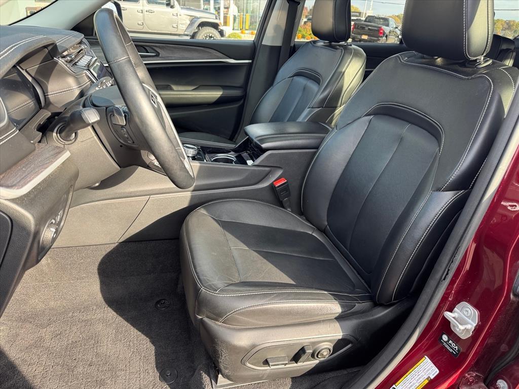 used 2022 Jeep Grand Cherokee L car, priced at $30,000